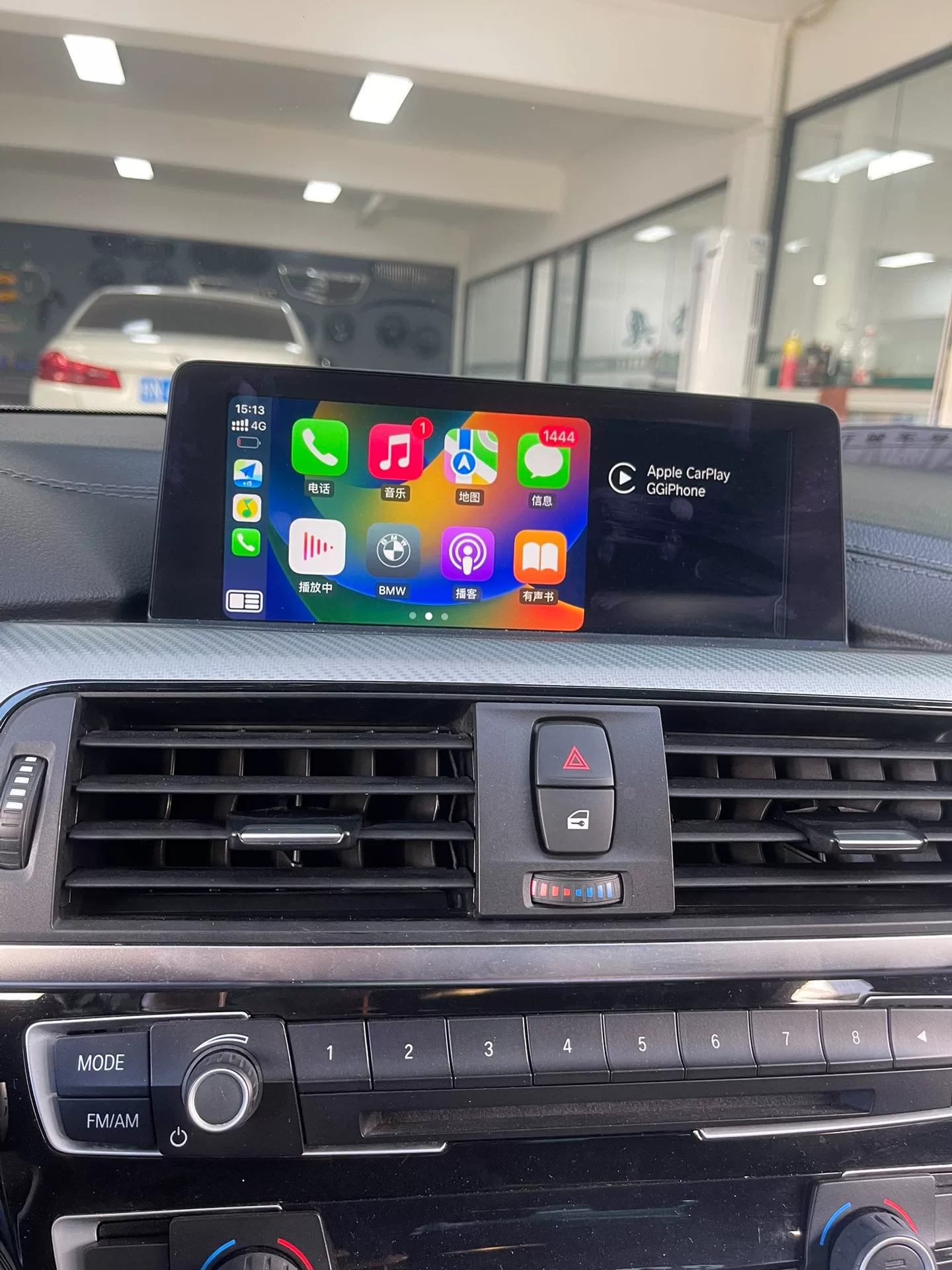 BMW Wireless CarPlay Adapter for F-Series, G-Series, and E-Series Vehicles (1 Series to 7 Series, X1–X6, X7, Z4)