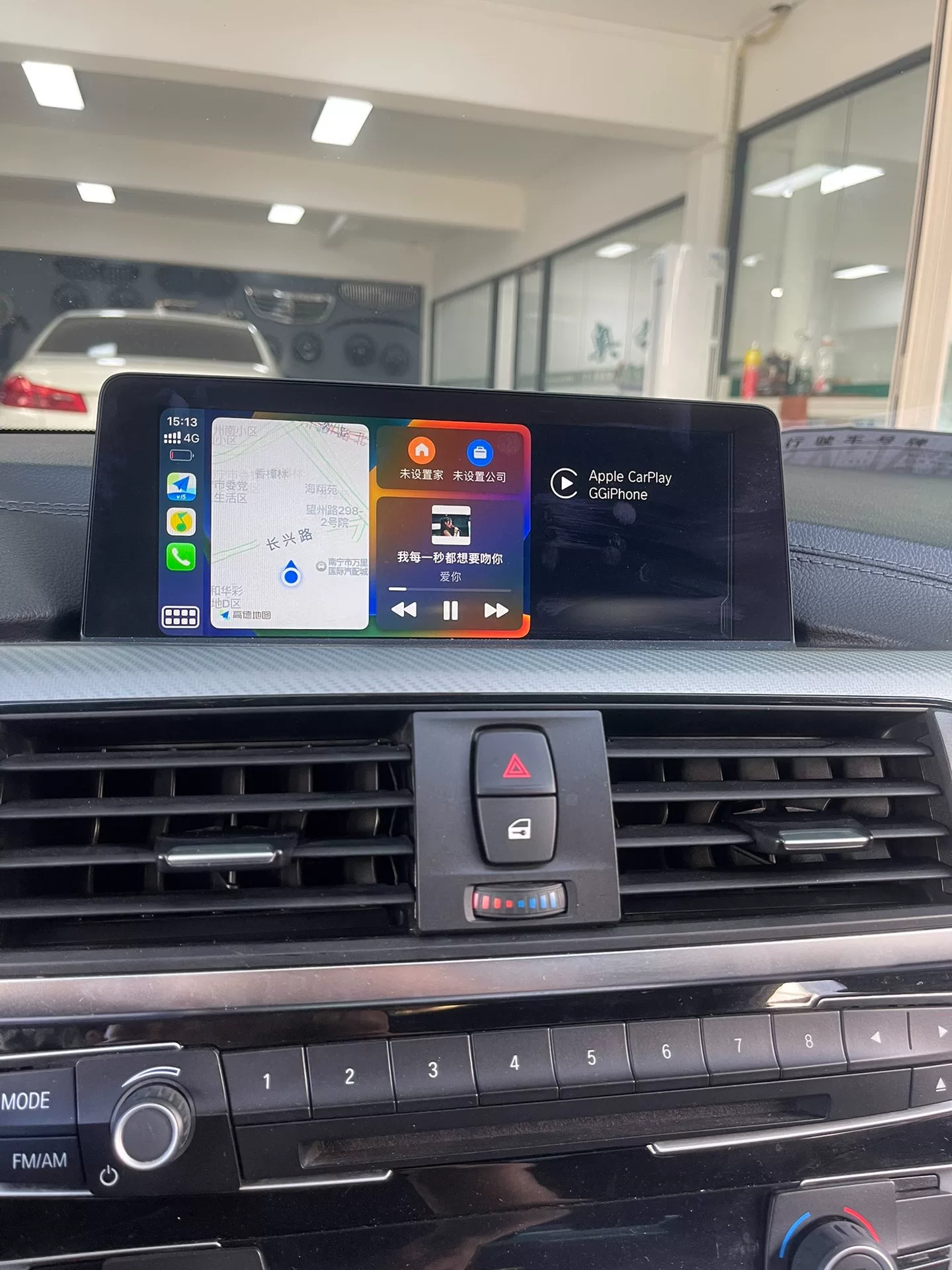 BMW Wireless CarPlay Adapter for F-Series, G-Series, and E-Series Vehicles (1 Series to 7 Series, X1–X6, X7, Z4)