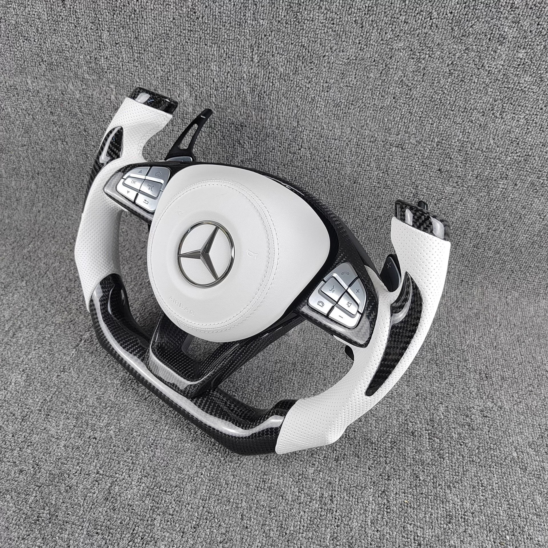 Mercedes-Benz aircraft-grade carbon fiber steering wheel Specifically designed for multiple Mercedes-Benz models