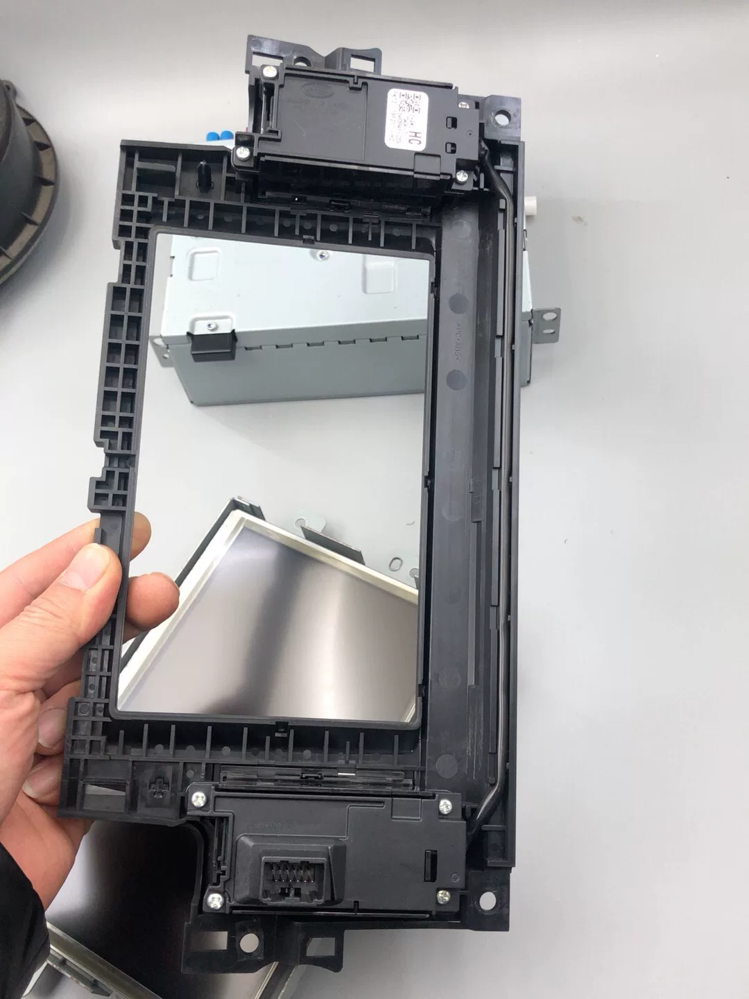 Land Rover Evoque Discovery Sport OEM Harman Kardon Head Unit Replacement OEM Infotainment System 8SV Display Screen