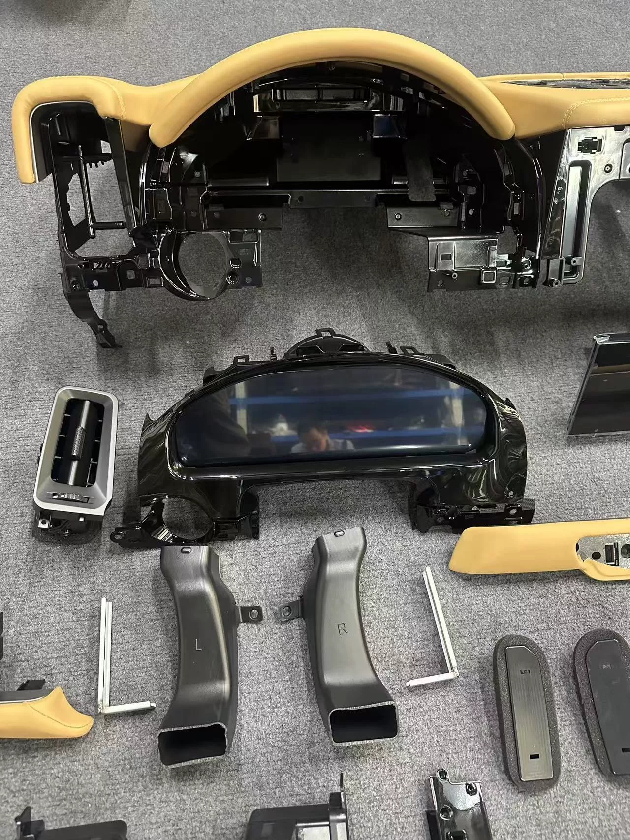 Kit de actualización para el interior del Porsche Cayenne 2011-2017 Instalación sin daños: nuevo tablero, volante y consola central