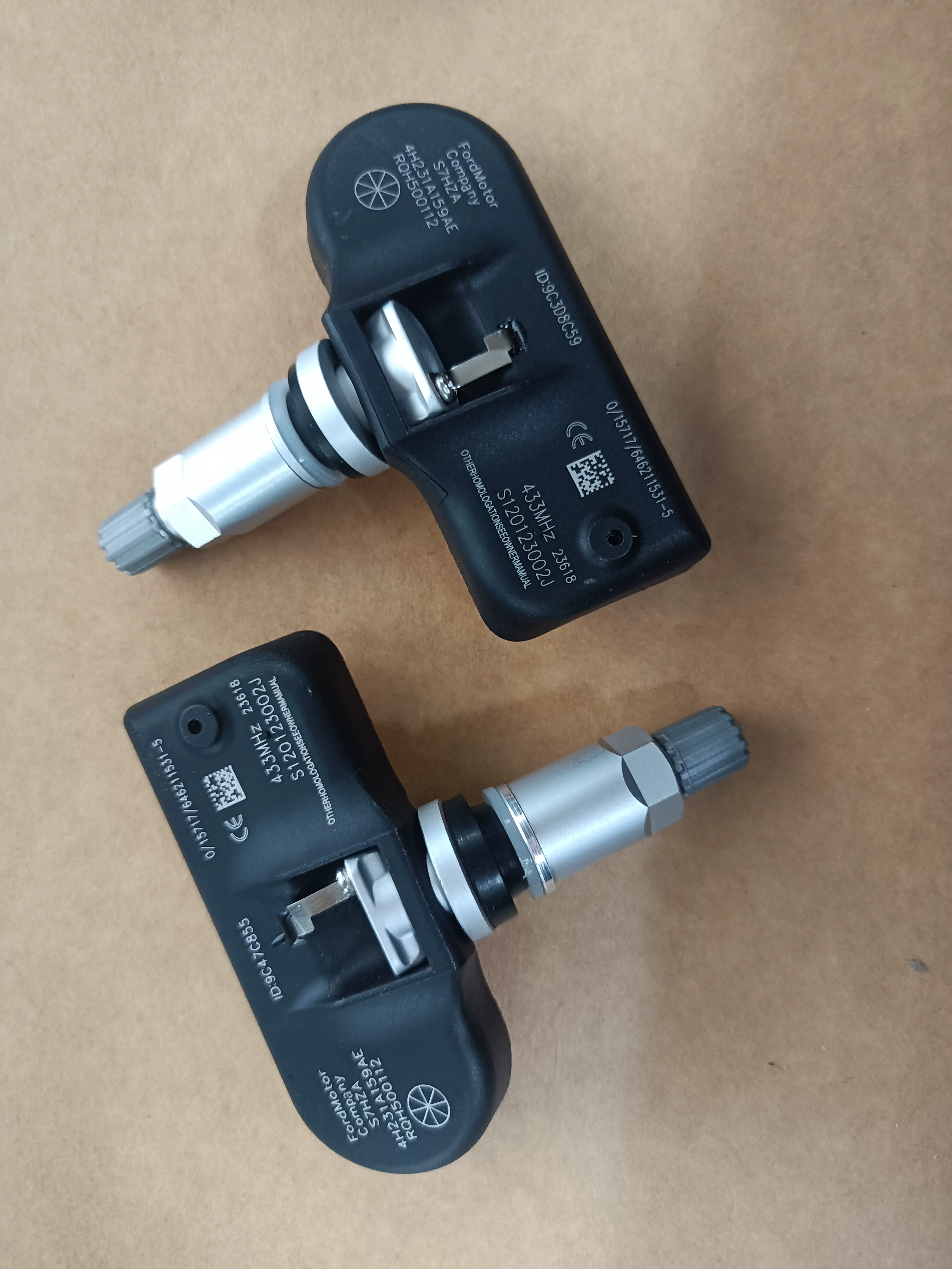 Land Rover OEM TPMS Sensor (433MHz) for Range Rover Sport, Vogue, Evoque, Discovery 3/4/5, Freelander 2