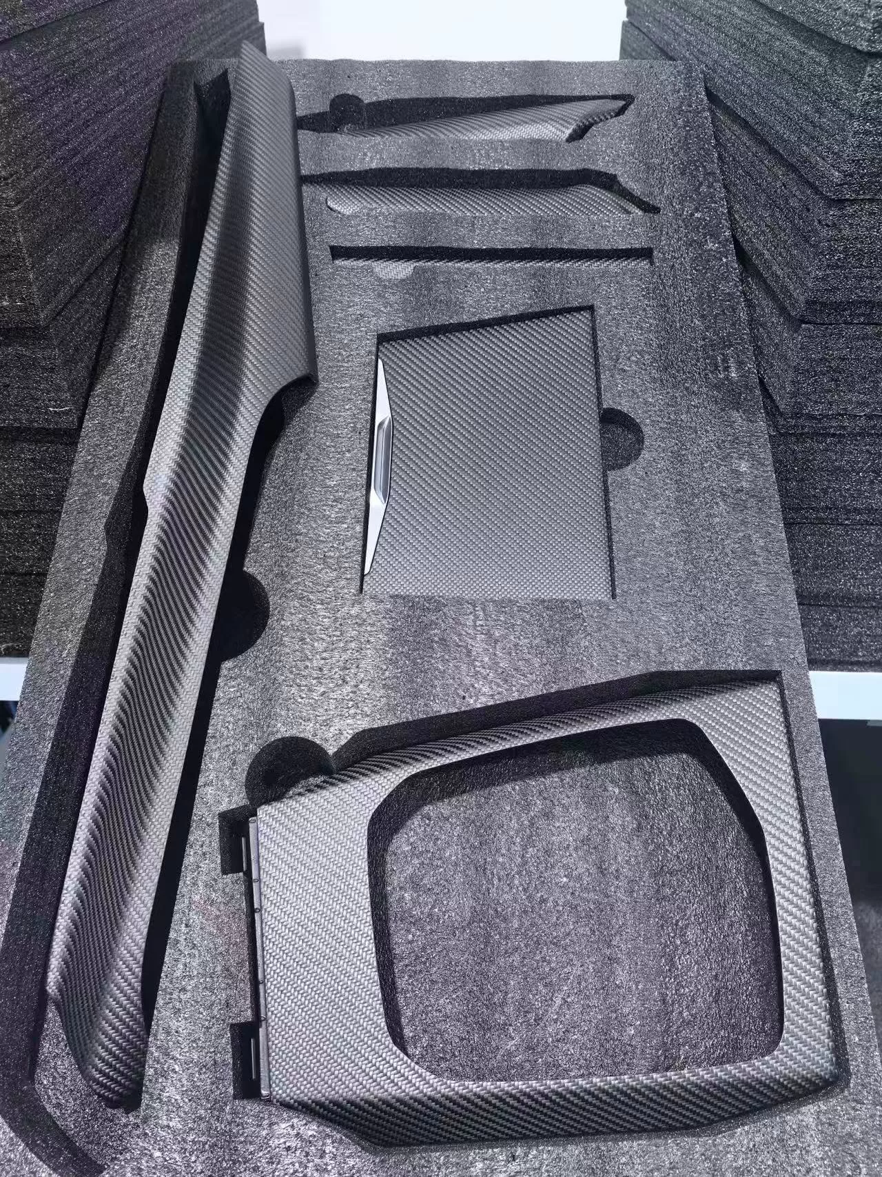BMW i3/i4 Carbon Fiber Interior Kit 6-Piece Kit with Non-Destructive Installation Made from Toray Carbon Fiber