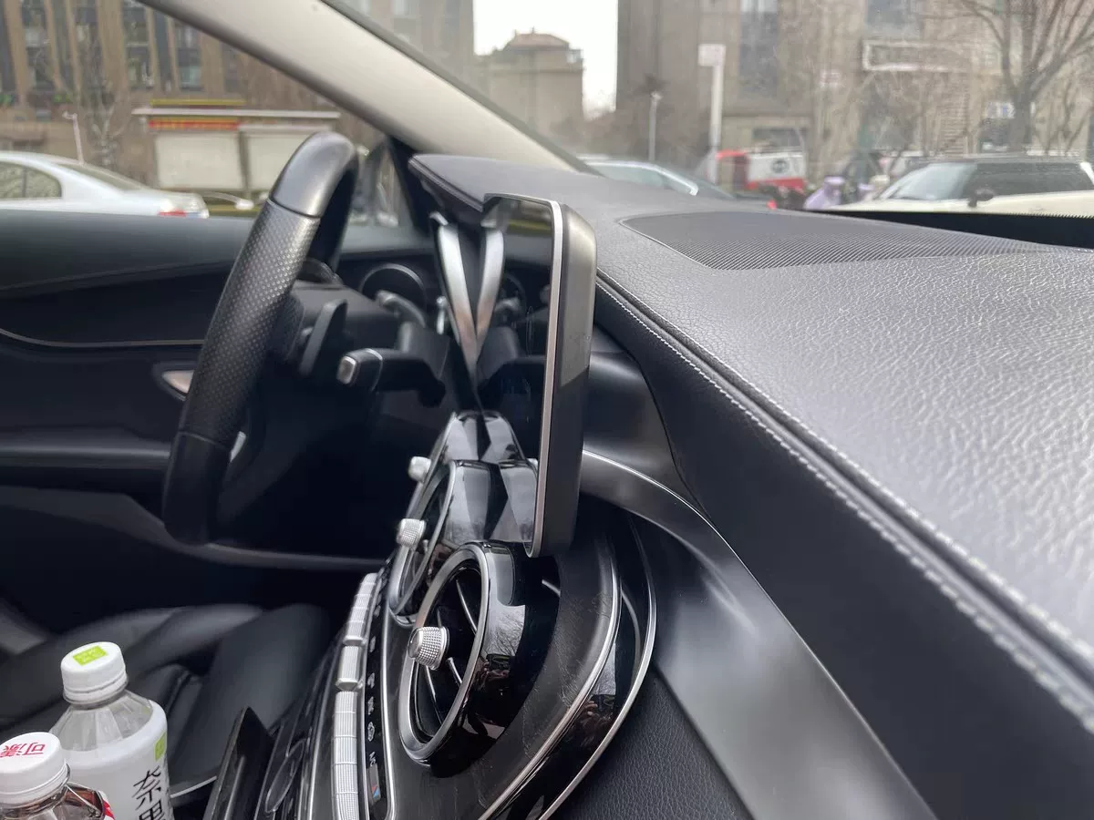 Mercedes-Benz 10.25" & 12.3" Android/Linux-Based CarPlay Head Unit for W204/W205/W176/W213/W204/W218 (C-Class, GLA, GLC, GLK, CLS, E-Class)