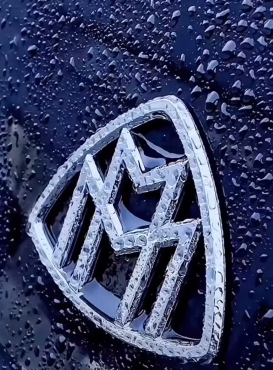 Mercedes-Benz S-Class W223 Maybach Rear Fender Illuminated Logo Genuine OEM Illuminated Maybach Emblem