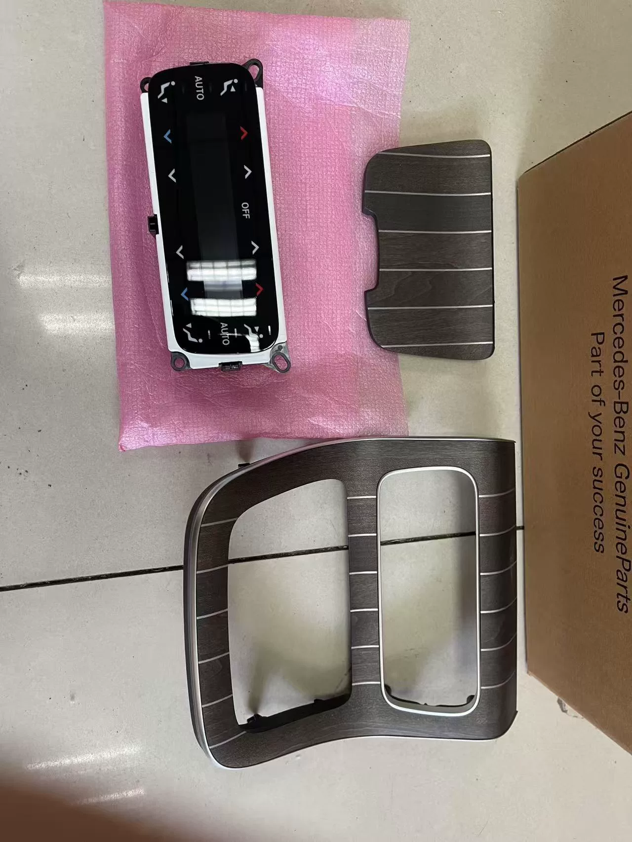 Mercedes-Benz E-Class, GLC, EQE, C-Class Rear AC Control Panel Original OEM Quality