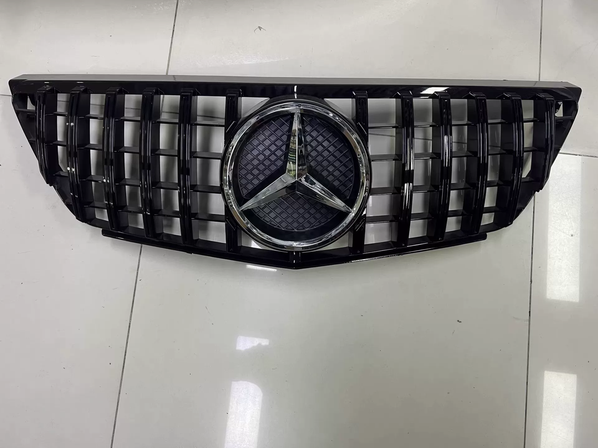 Mercedes-Benz B-Class W245 Modified Grille – 2009–2011 Models B180, B200, B220, B250, B260 – Non-Destructive Replacement