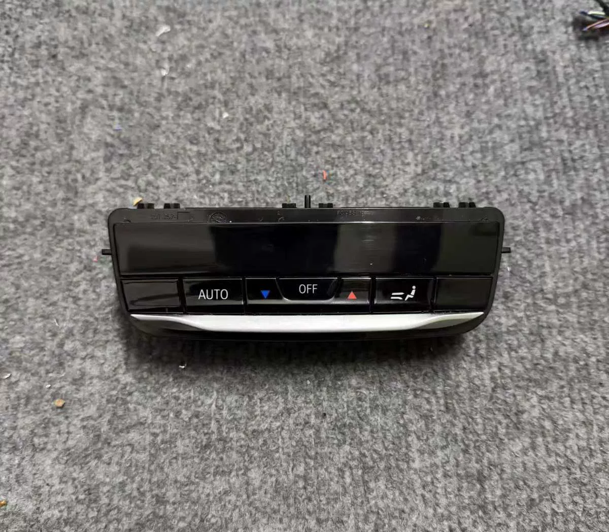 BMW Rear AC Control Panel 9493014-03 OEM Used for BMW E60, E61, E63, E64, E70, E83, E84