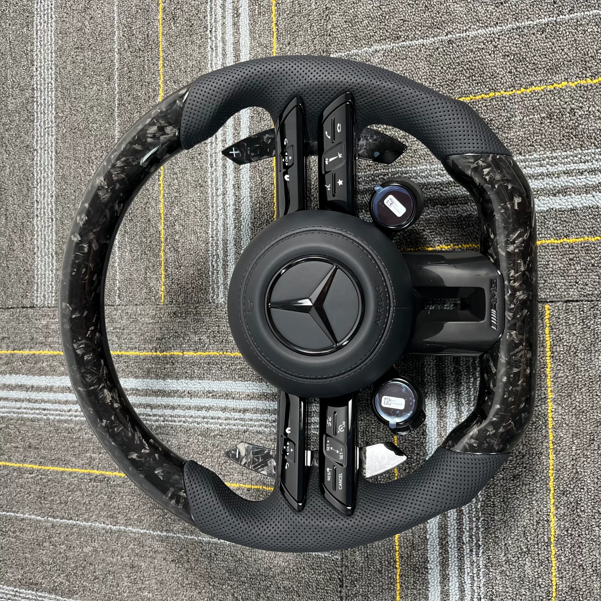 Mercedes-AMG Dragonfly Steering Wheel Modification Forged Carbon Fiber Steering Wheel Specifically Designed and Custom-Fit for Your Vehicle