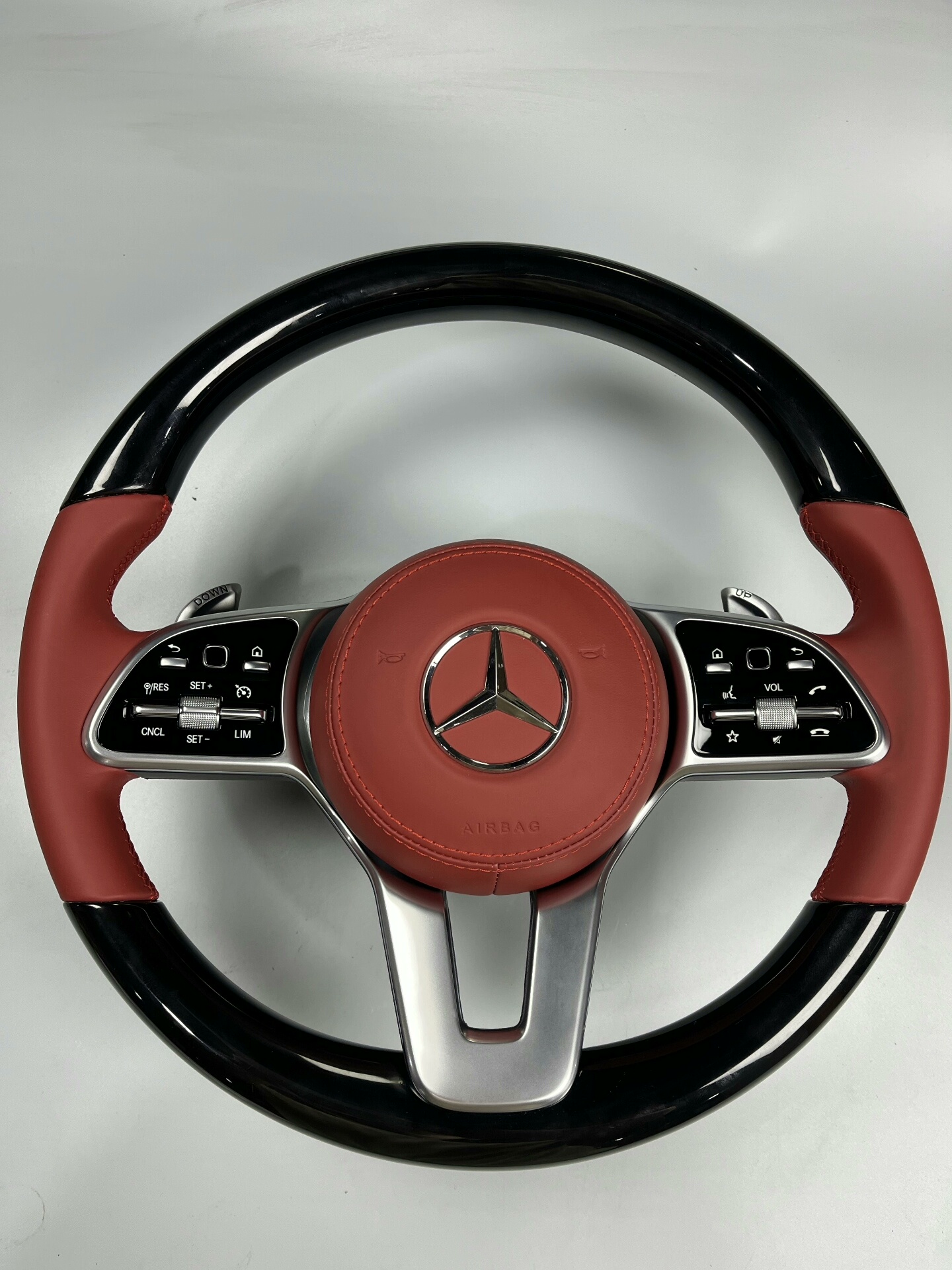 Mercedes-Benz Peach Wood Steering Wheel AssemblyCompatible with W221/E-Class/C-Class/R-Class/G-Class/ML/GLS upports upgrades for older models + genuine leather + multi-function but